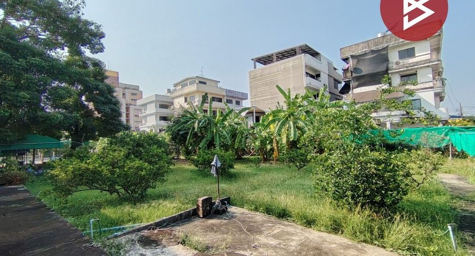 For sale land in Wang Thonglang, Bangkok