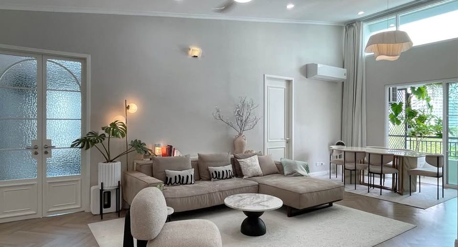 For rent and for sale 3 bedrooms condo in Watthana, Bangkok