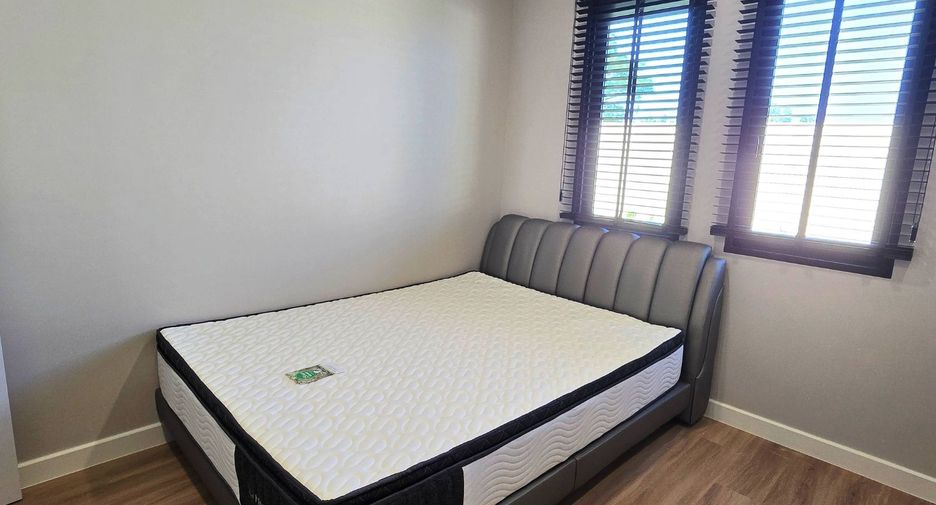 À louer 3 chambres maison à Sattahip, Chonburi