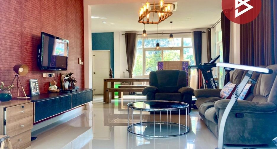 Haus zum Kauf mit 4 Zimmer in Bang Bua Thong, Nonthaburi