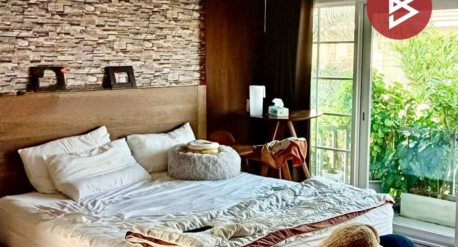 Haus zum Kauf mit 4 Zimmer in Bang Bua Thong, Nonthaburi