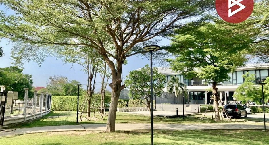 Haus zum Kauf mit 4 Zimmer in Bang Bua Thong, Nonthaburi