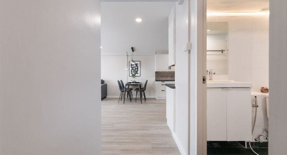 Condo en venta de 2 habitaciones en Bang Na, Bangkok