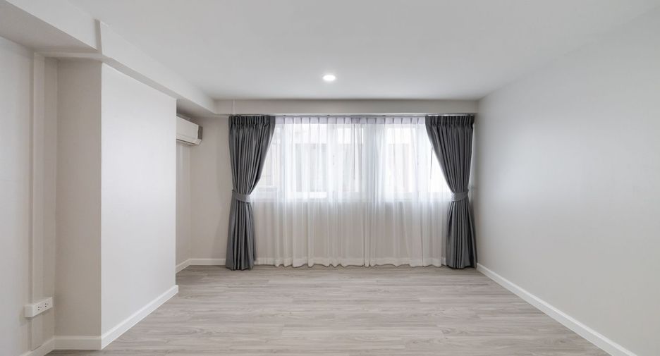 Condo en venta de 2 habitaciones en Bang Na, Bangkok