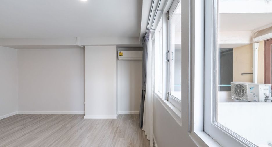 Condo en venta de 2 habitaciones en Bang Na, Bangkok