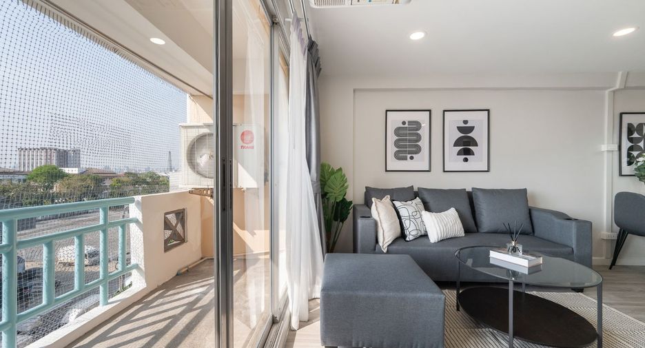 Condo en venta de 2 habitaciones en Bang Na, Bangkok