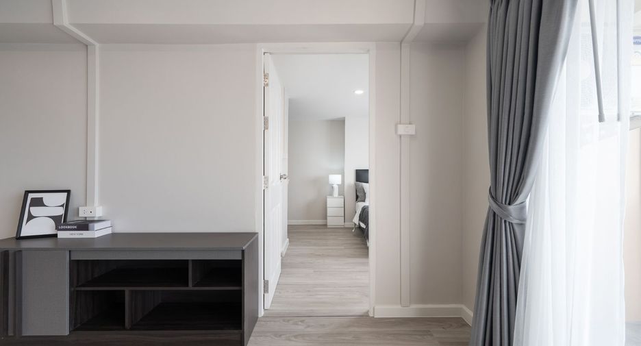 Condo en venta de 2 habitaciones en Bang Na, Bangkok