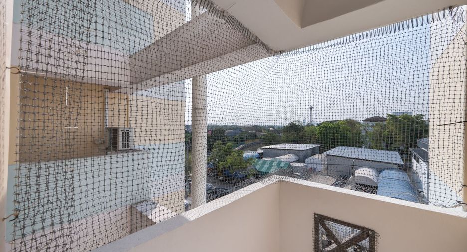 Condo en venta de 2 habitaciones en Bang Na, Bangkok