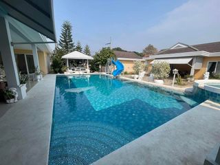 For Rent 5 Bedroom Villa In Bang Lamung, Chonburi