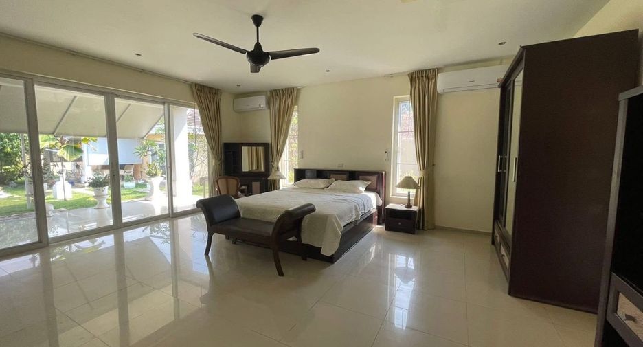 For rent 5 bedrooms villa in Bang Lamung, Chonburi