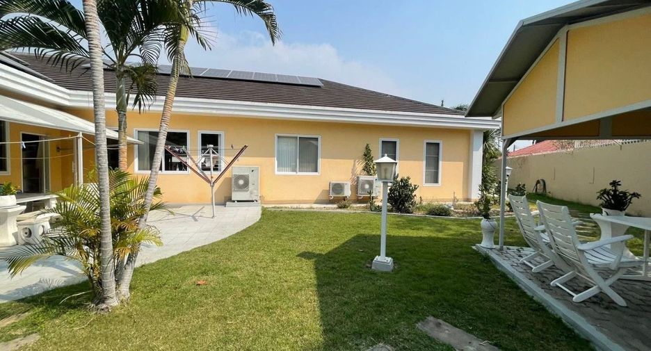For rent 5 bedrooms villa in Bang Lamung, Chonburi