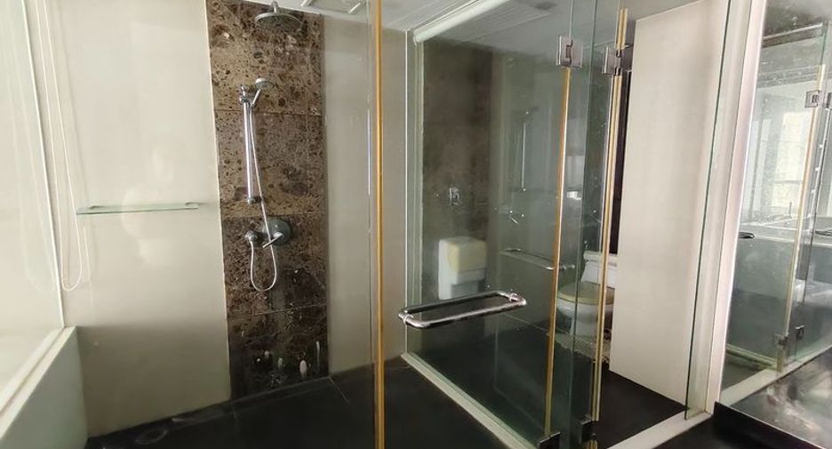 出售 3 卧室 公寓 在 Khlong Toei, 曼谷