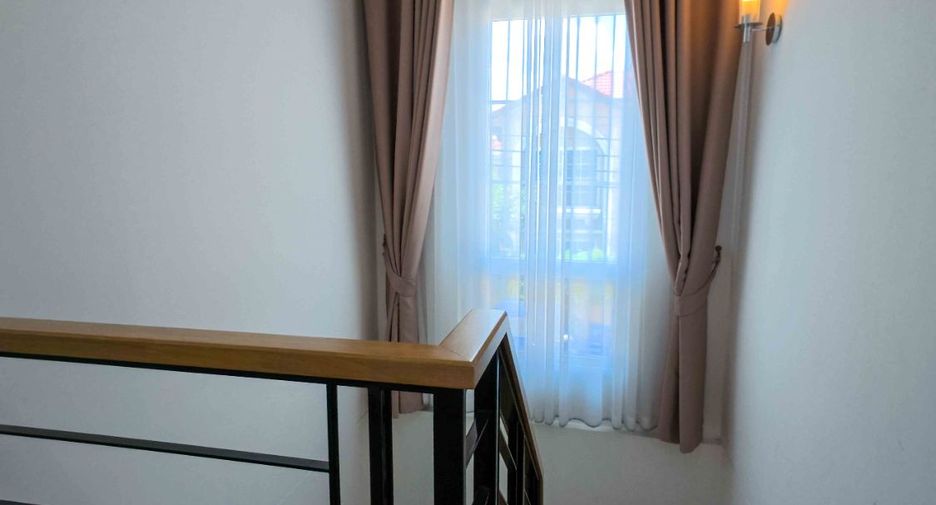 À vendre 4 chambres maison à Bang Khae, Bangkok