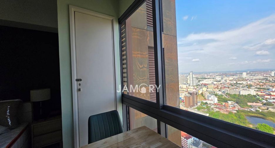 For rent studio condo in Pratumnak, Pattaya