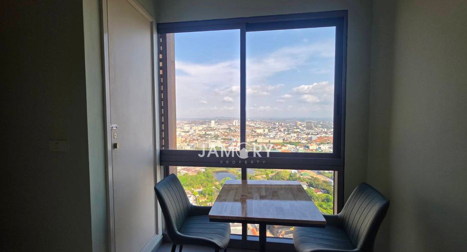 For rent studio condo in Pratumnak, Pattaya