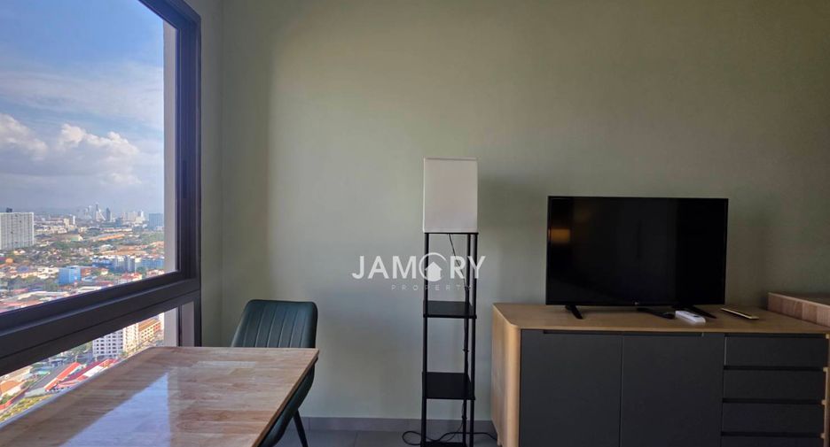 For rent studio condo in Pratumnak, Pattaya