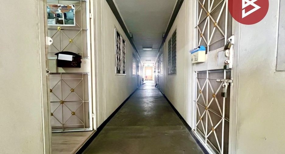 À vendre 1 chambre condo à Nakhon Chai Si, Nakhon Pathom