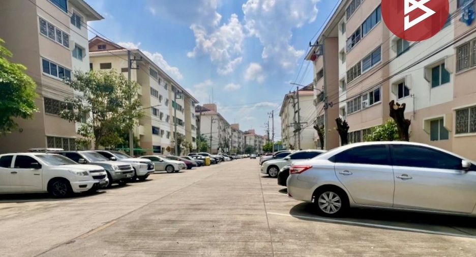 À vendre 1 chambre condo à Nakhon Chai Si, Nakhon Pathom