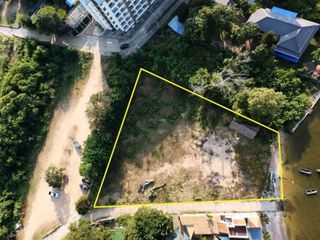À vendre terrain à Si Racha, Chonburi