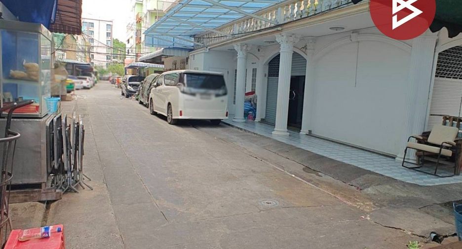 For sale 3 bedrooms retail Space in Ratchathewi, Bangkok
