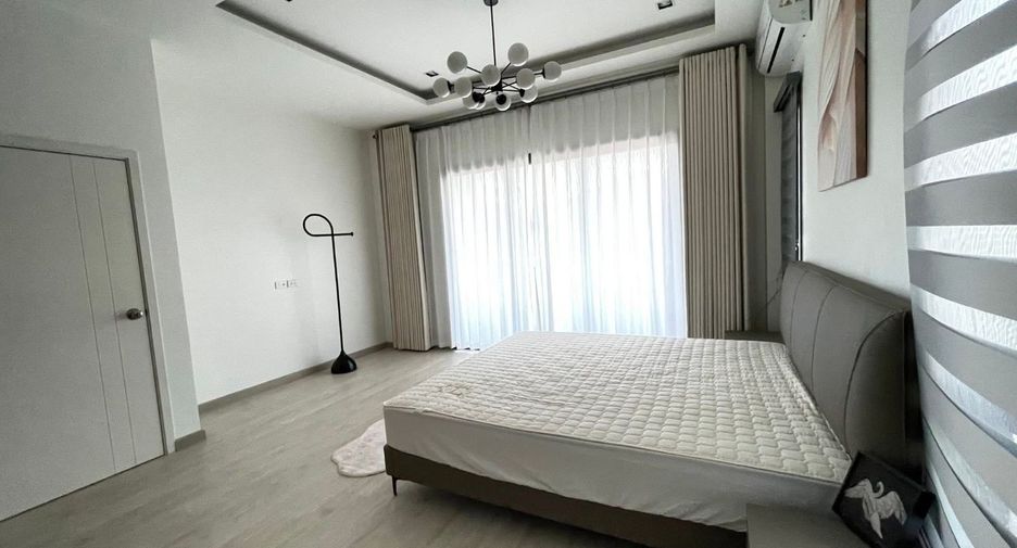 For rent 4 bedrooms house in Bang Lamung, Chonburi