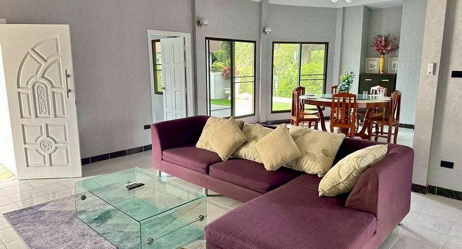 For rent 5 bedrooms villa in Bang Lamung, Chonburi