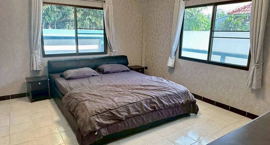 For rent 5 bedrooms villa in Bang Lamung, Chonburi