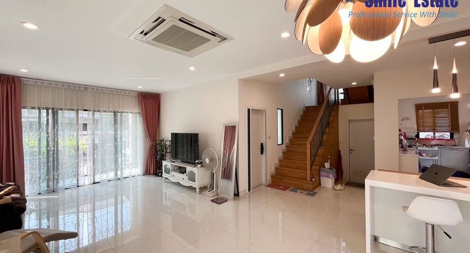 For rent 3 bedrooms house in Prawet, Bangkok