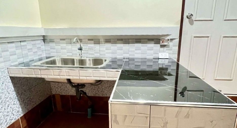 For sale 3 bedrooms house in Mueang Rayong, Rayong