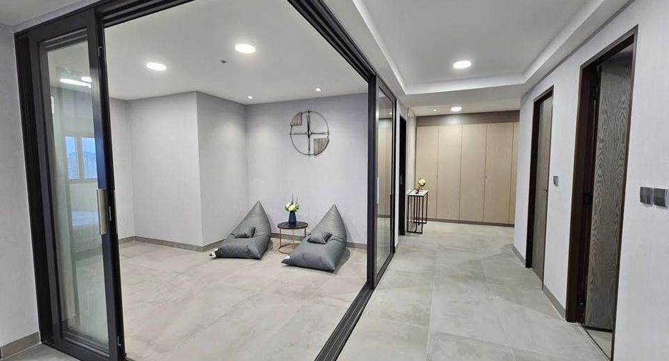 Wohnung zur Miete und zum Kauf mit 3 Zimmer in Khlong Toei, Bangkok