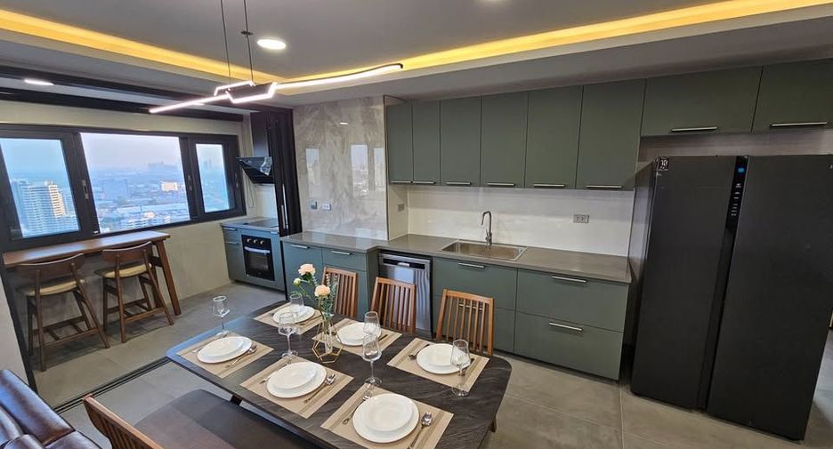 Wohnung zur Miete und zum Kauf mit 3 Zimmer in Khlong Toei, Bangkok