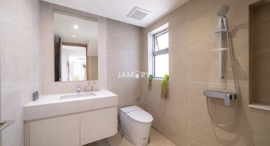For rent 4 bedrooms house in Bang Lamung, Chonburi