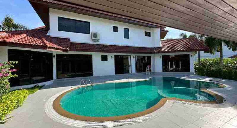 À vendre 5 chambres villa à Bang Lamung, Chonburi
