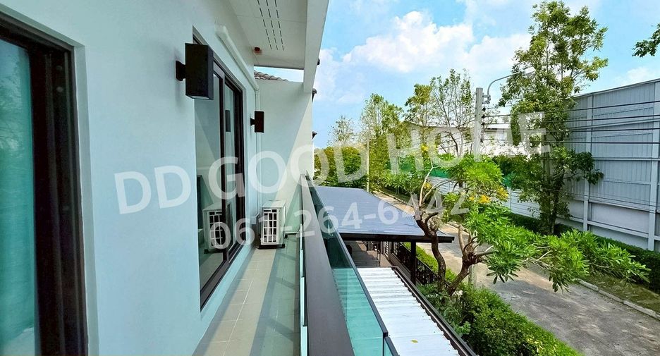 Casa en venta de 4 habitaciones en Phra Pradaeng, Samut Prakan