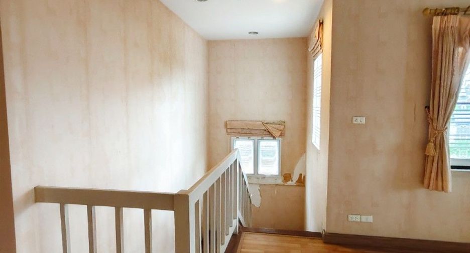 For sale 3 bedrooms house in Bang Bon, Bangkok