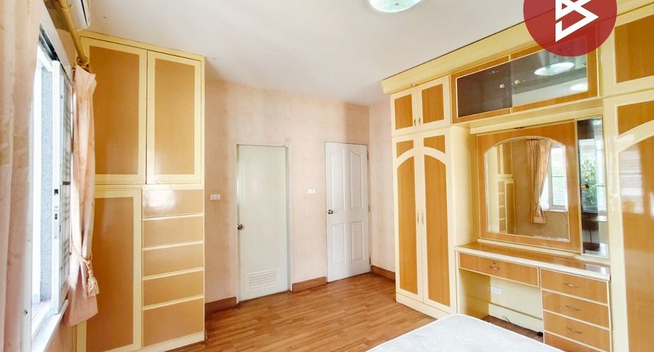 For sale 3 bedrooms house in Bang Bon, Bangkok