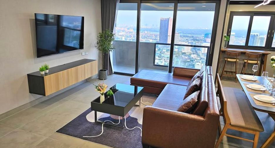 For rent そして for sale 3 ベッドルーム condo in Khlong Toei, Bangkok