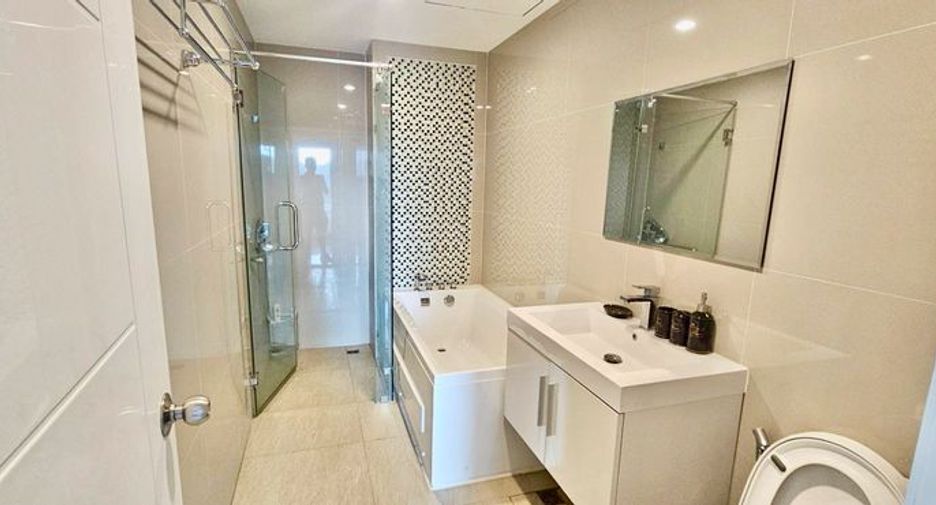 For rent 1 bed condo in Si Racha, Chonburi