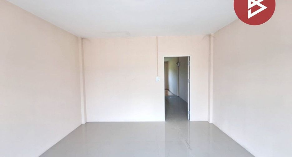 À vendre 2 chambres local commercial à Mueang Nakhon Nayok, Nakhon Nayok