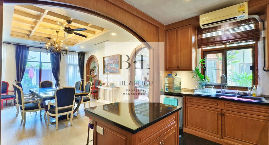 Casa en venta de 4 habitaciones en Sattahip, Chonburi