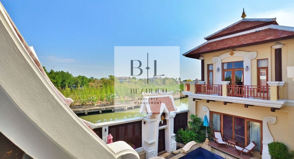 Casa en venta de 4 habitaciones en Sattahip, Chonburi