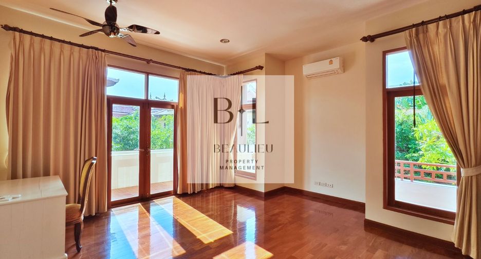 Casa en venta de 4 habitaciones en Sattahip, Chonburi