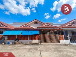 Продажа 4 спальни таунхаус в Krathum Baen, Самутсакхон
