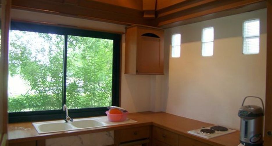 For sale 8 bedrooms house in Bang Lamung, Chonburi