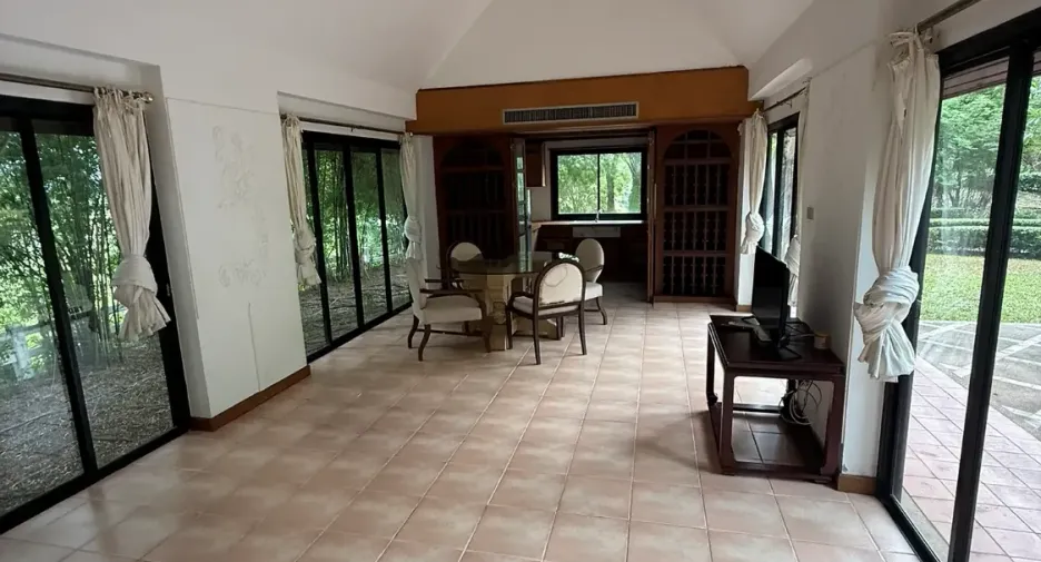 For sale 8 bedrooms house in Bang Lamung, Chonburi