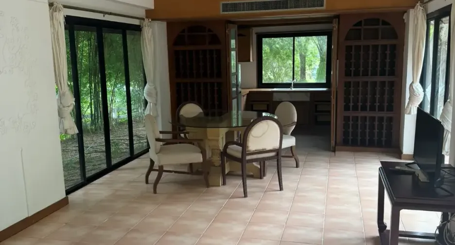 For sale 8 bedrooms house in Bang Lamung, Chonburi