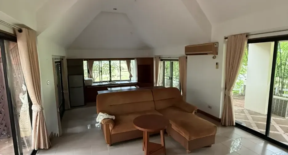 For sale 8 bedrooms house in Bang Lamung, Chonburi