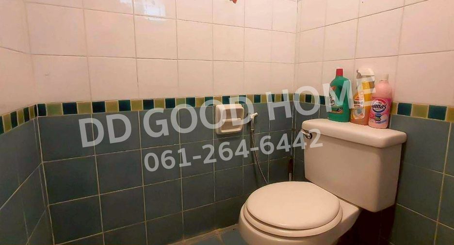 For sale 3 bedrooms house in Nakhon Chai Si, Nakhon Pathom