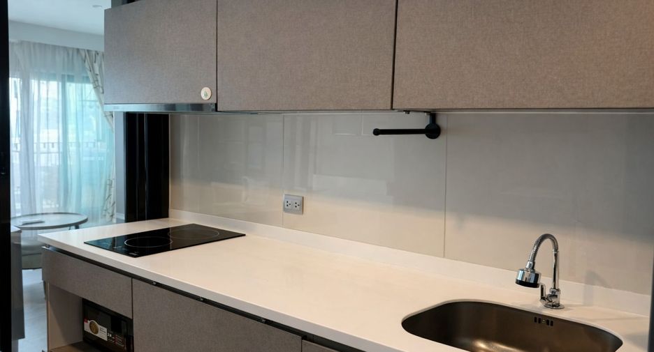 For rent 1 bed condo in Huai Khwang, Bangkok
