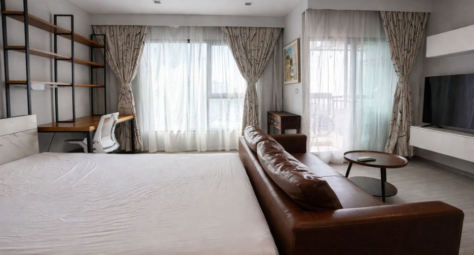 For rent 1 bed condo in Huai Khwang, Bangkok